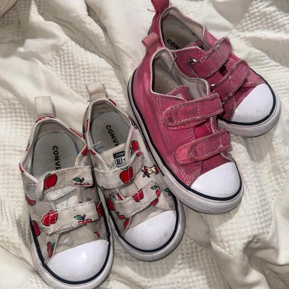 2 pairs of converse